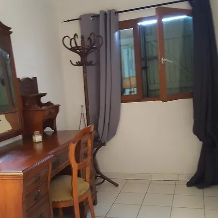 فندق Aux Oliviers هومبس